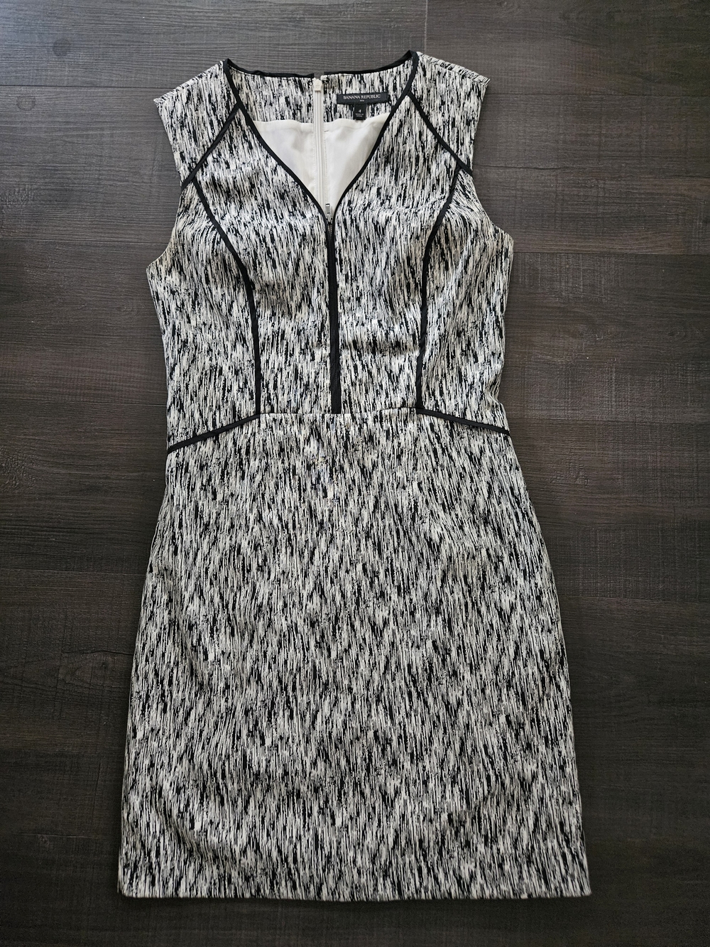 Banana Republic Textured Brushstroke V-Neck Zipper Dress Size 4